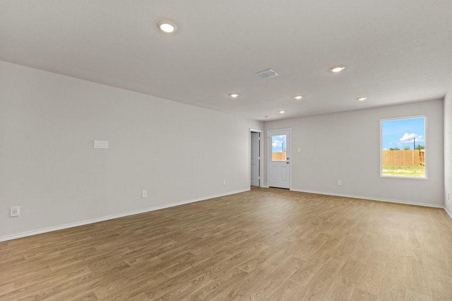 Spacious, unfurnished interior of a new home in Ladera, Luling (Image 31). Spacious, unfurnished interior of a new home in Ladera, Luling (Image 31).