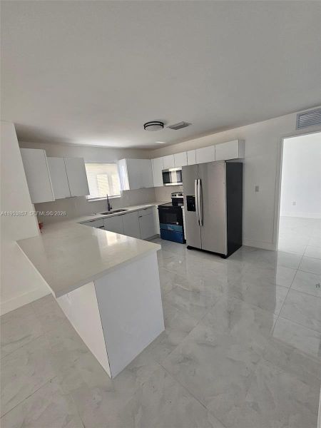 Image 11 of a home in .