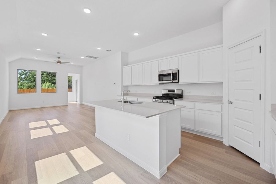 Furnished interior view inside a new home in Trinity Ranch, Elgin (Image 6).
