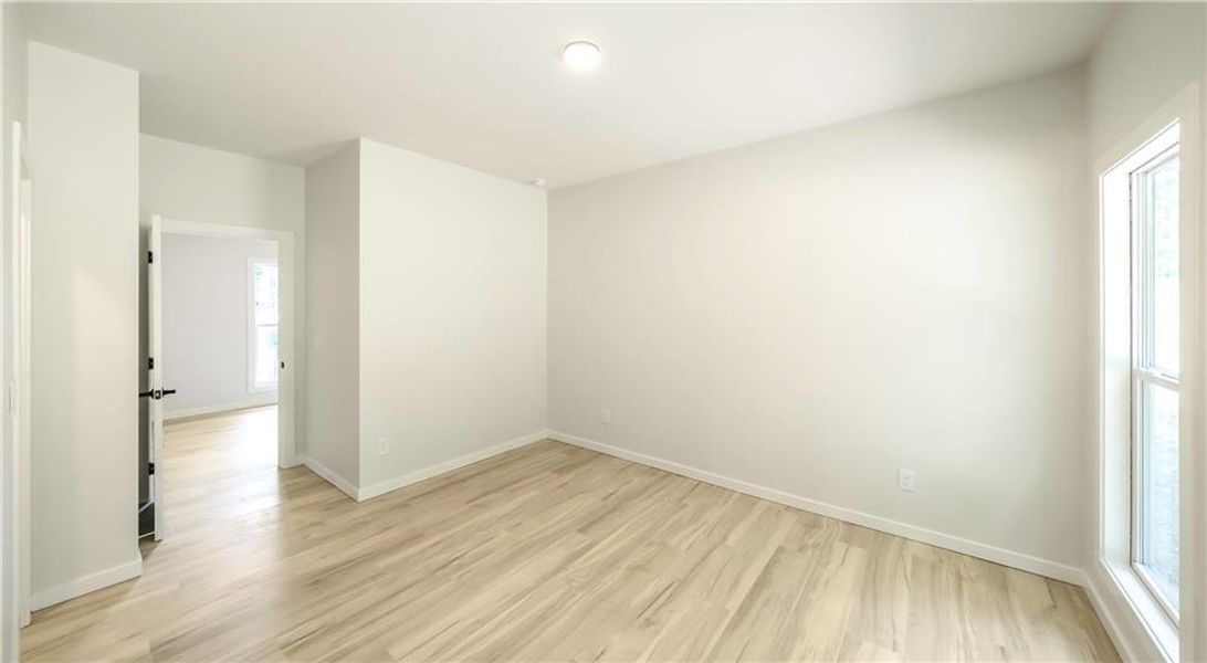 Spacious, unfurnished interior of a new home in , Carrollton (Image 32).