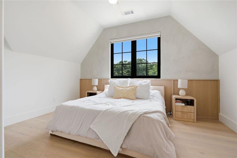 Furnished interior view inside a new home in , Alpharetta (Image 9).