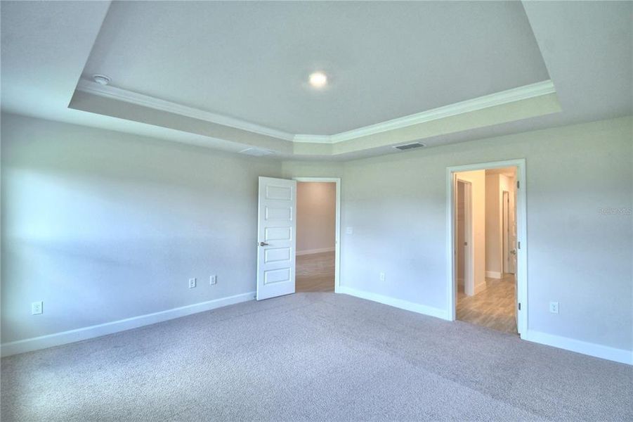 Spacious, unfurnished interior of a new home in , Auburndale (Image 27).