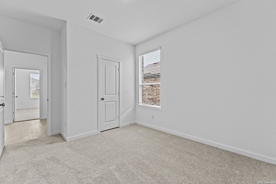 Spacious, unfurnished interior of a new home in Grace Valley, Marion (Image 16).