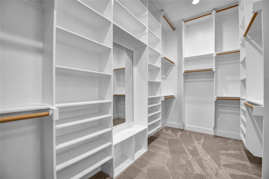 Image 36 of a home in .