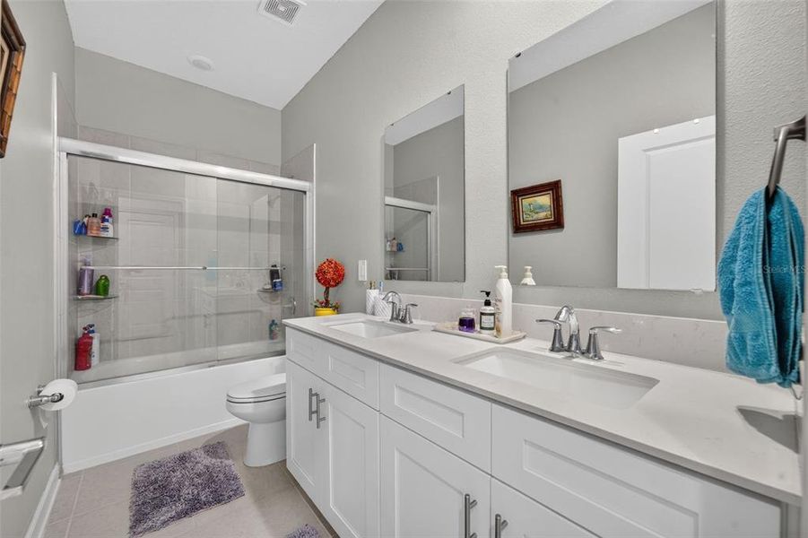 Furnished interior view inside a new home in Bronson's Ridge, Apopka (Image 43).