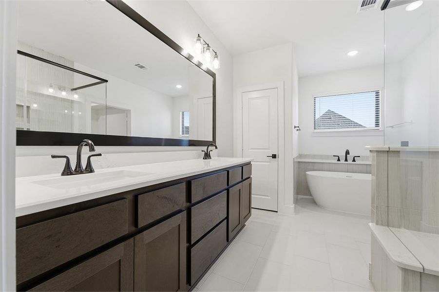 Furnished interior view inside a new home in Craig Ranch, McKinney (Image 11).