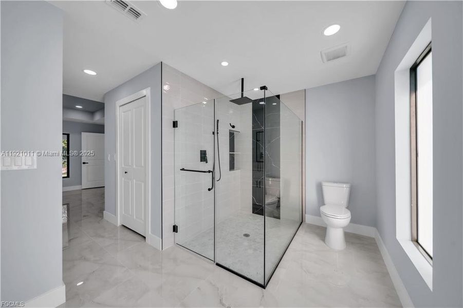 Furnished interior view inside a new home in , Lehigh Acres (Image 14).