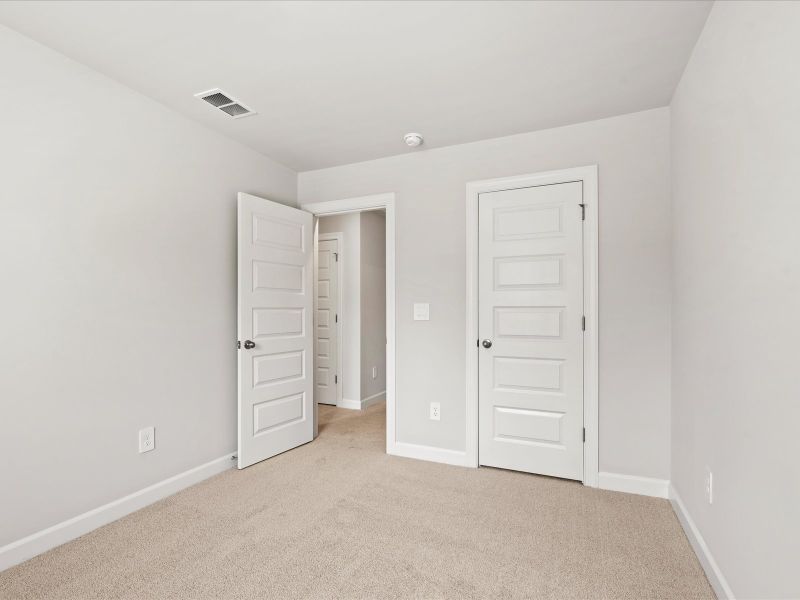 Spacious, unfurnished interior of a new home in Valentine Townes, Greer (Image 11).