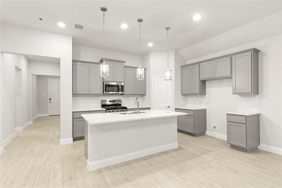 Furnished interior view inside a new home in Creekside, Royse City (Image 11).
