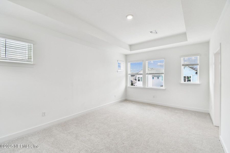 Spacious, unfurnished interior of a new home in Granville at eTown 34', Jacksonville (Image 19).