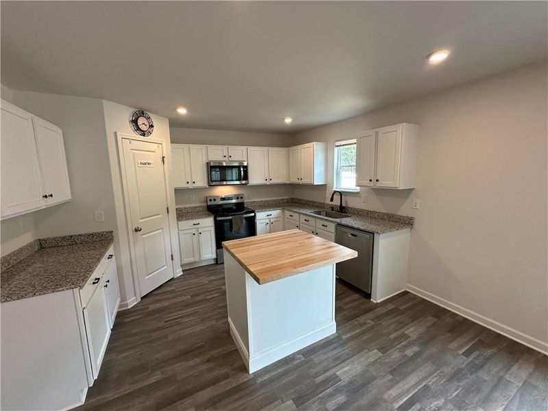 Furnished interior view inside a new home in , Cedartown (Image 7).