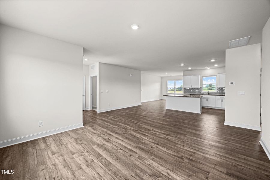 8-web-or-mls-BLS_0014