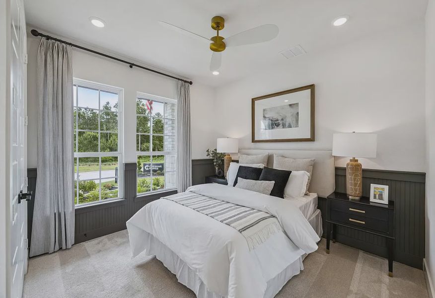 Plan 4069 Bed 2 - Staged - 14 of 23