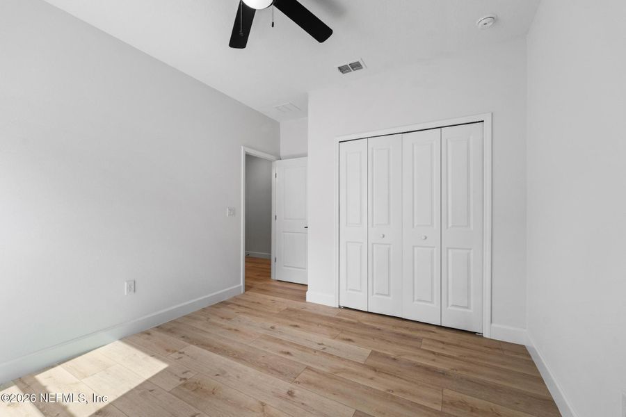 Spacious, unfurnished interior of a new home in , Jacksonville (Image 31).