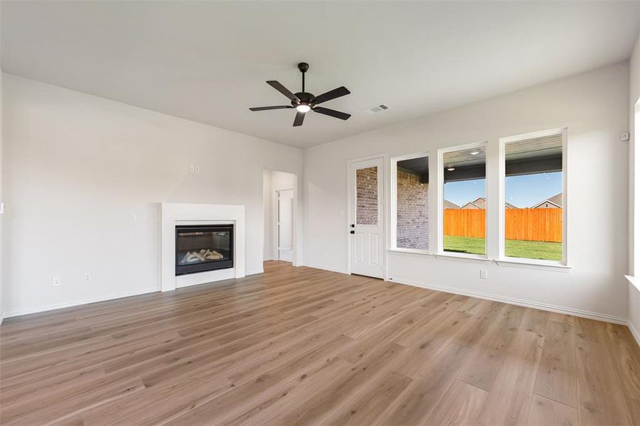 Spacious, unfurnished interior of a new home in Morningstar, Aledo (Image 25). Spacious, unfurnished interior of a new home in Morningstar, Aledo (Image 25).