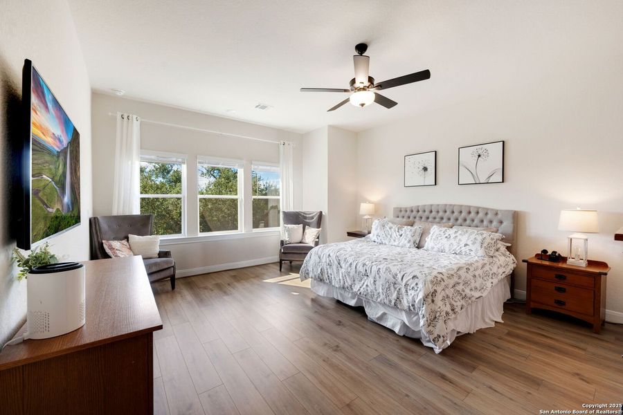 Furnished interior view inside a new home in Meyer Ranch – Legacy Series, New Braunfels (Image 32).