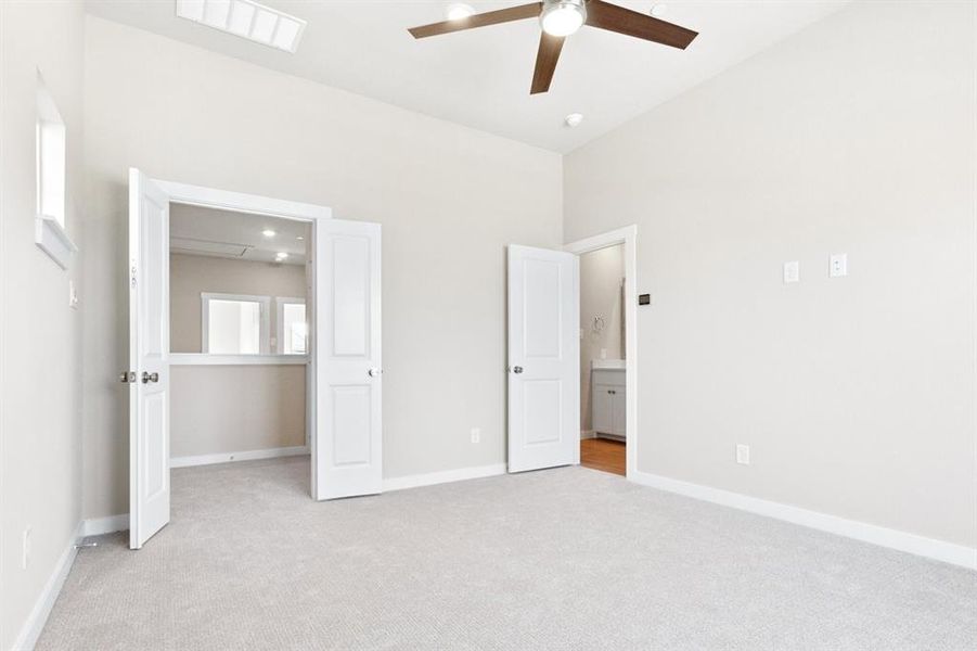 018-723ProsperLane-Wylie-TX-75098-PrimaryBedroom.jpg-SMALL 018-723ProsperLane-Wylie-TX-75098-PrimaryBedroom.jpg-SMALL