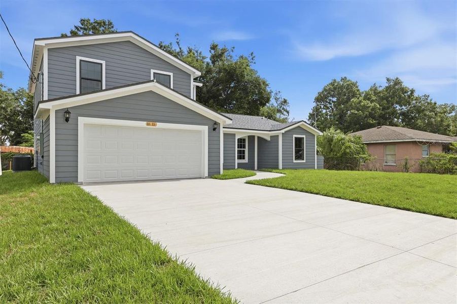 Front exterior of a new home in , Bradenton, FL, highlighting curb appeal (Image 1). Front exterior of a new home in , Bradenton, FL, highlighting curb appeal (Image 1).