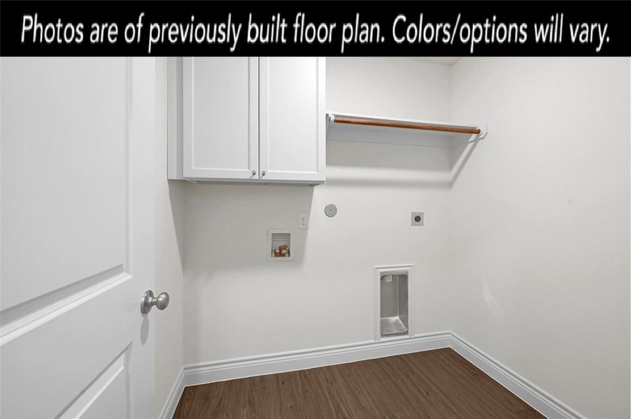 Furnished interior view inside a new home in Lexington Heights, Willis (Image 8).