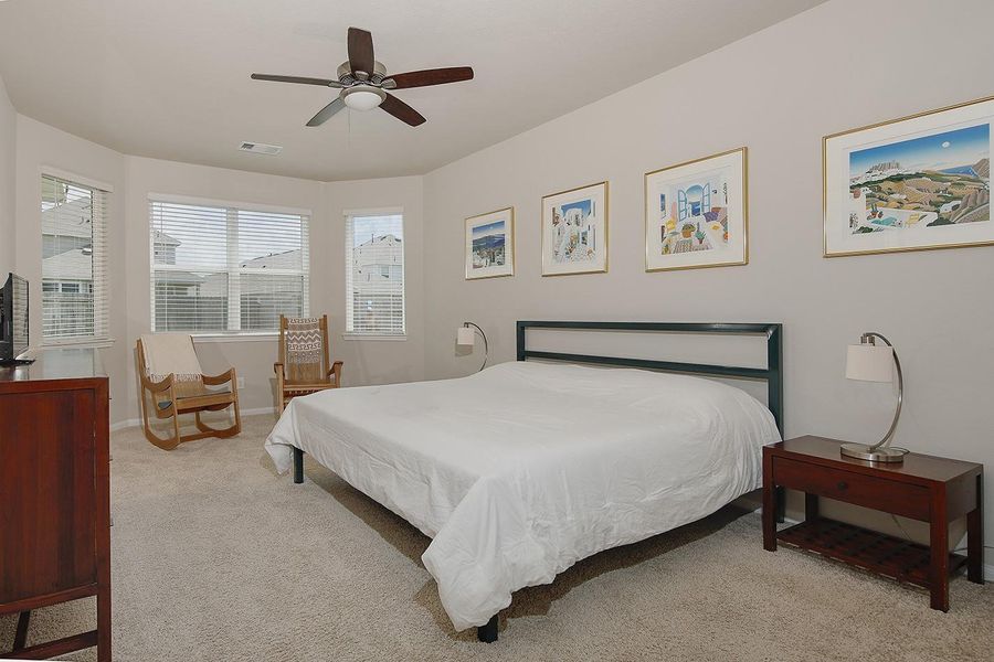 Furnished interior view inside a new home in River's Edge, Conroe (Image 6). Furnished interior view inside a new home in River's Edge, Conroe (Image 6).