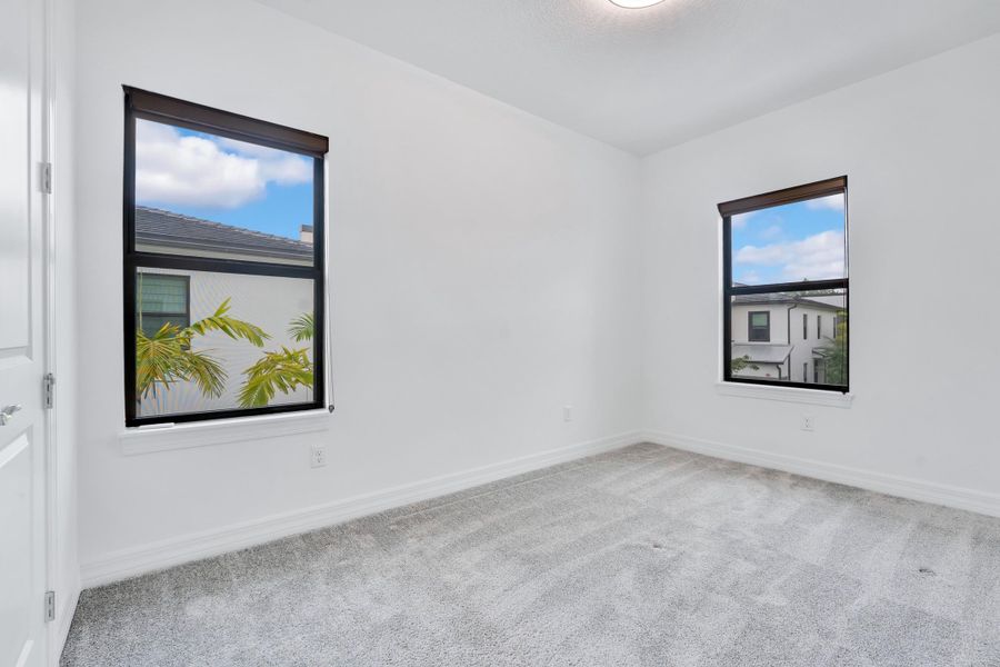 011_trevisuality_8358_nw_7th_pl-12_266