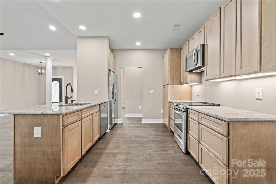 Image 43 of a home in .