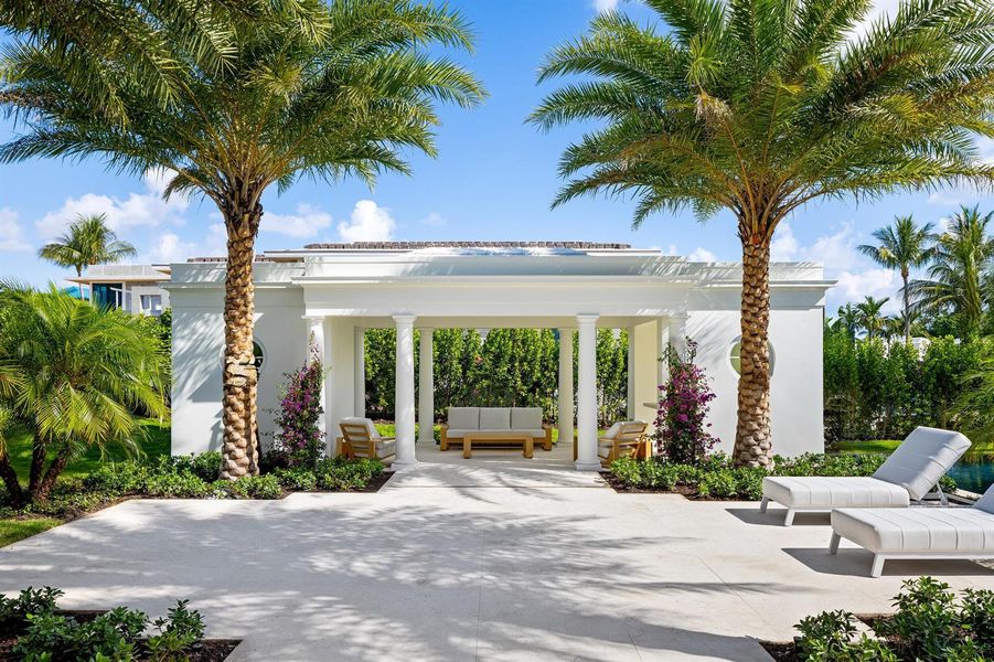 Patio Cabana