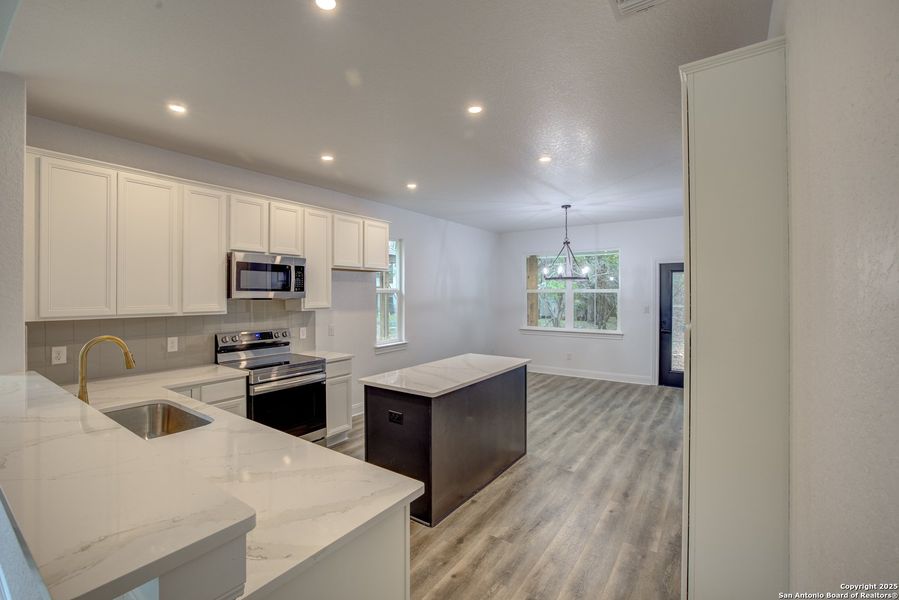 Furnished interior view inside a new home in , Wimberley (Image 9).