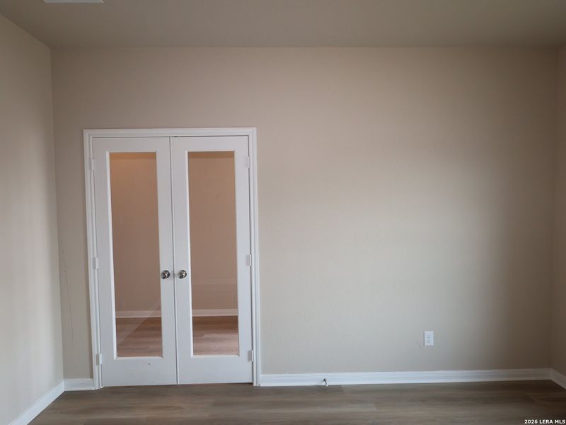 Spacious, unfurnished interior of a new home in Agave, San Antonio (Image 30).