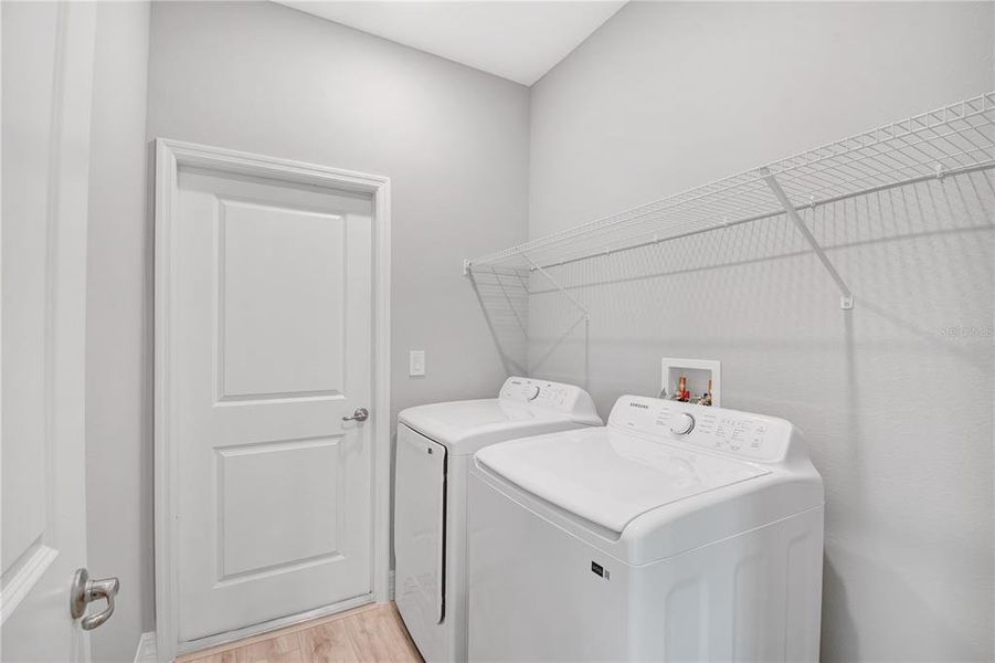 Spacious, unfurnished interior of a new home in , Ocala (Image 40).