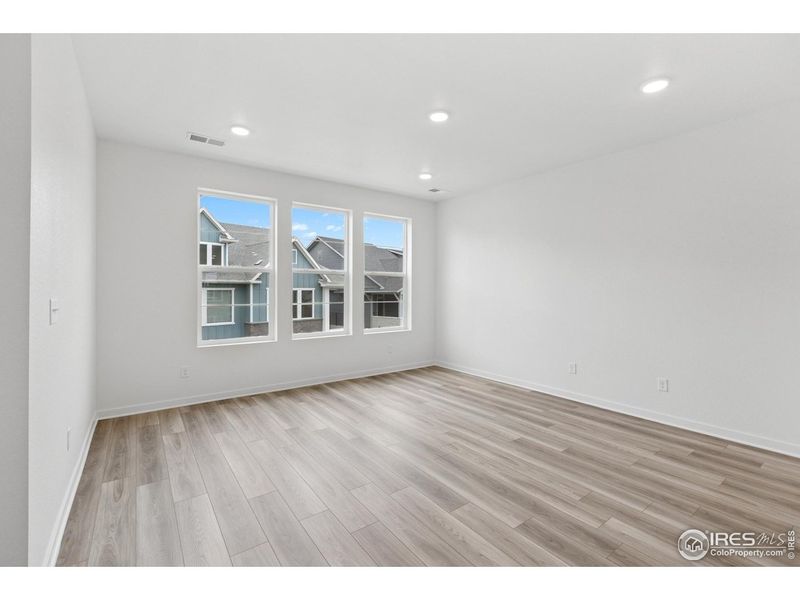 Spacious, unfurnished interior of a new home in , Loveland (Image 27).