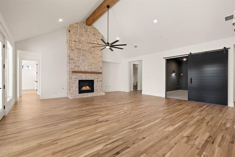 Spacious, unfurnished interior of a new home in Rolling Creek Ranch, Aledo (Image 28). Spacious, unfurnished interior of a new home in Rolling Creek Ranch, Aledo (Image 28).