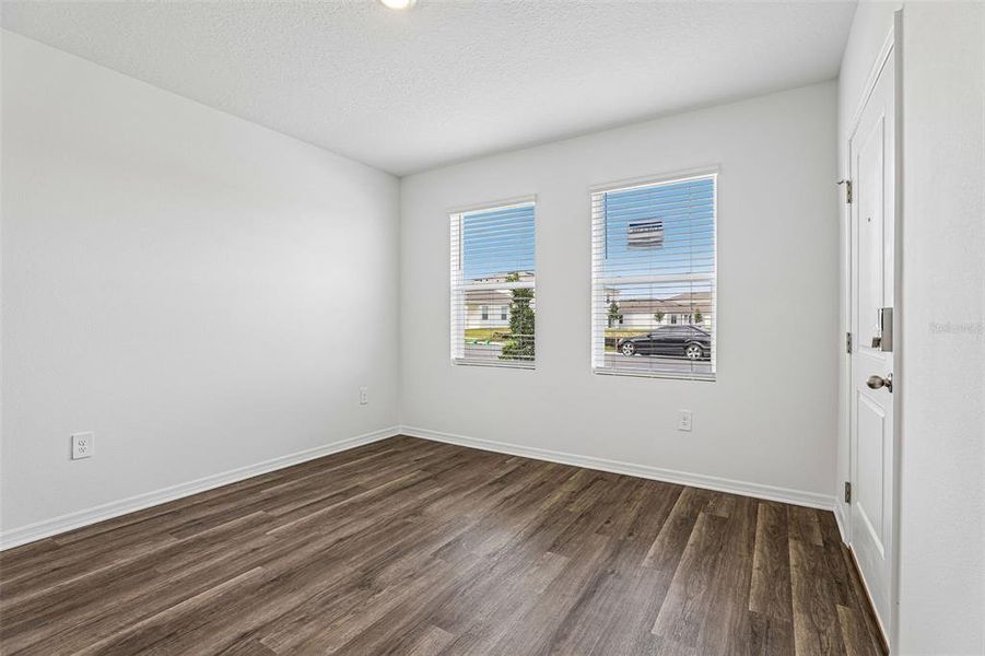 Spacious, unfurnished interior of a new home in , Davenport (Image 34).