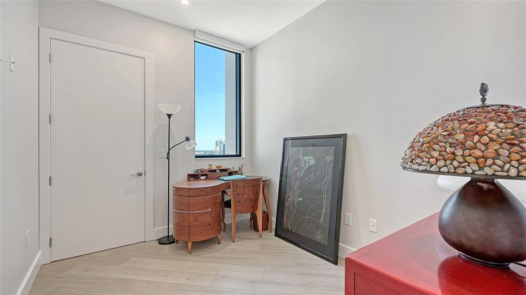 Furnished interior view inside a new home in , Sarasota (Image 36).