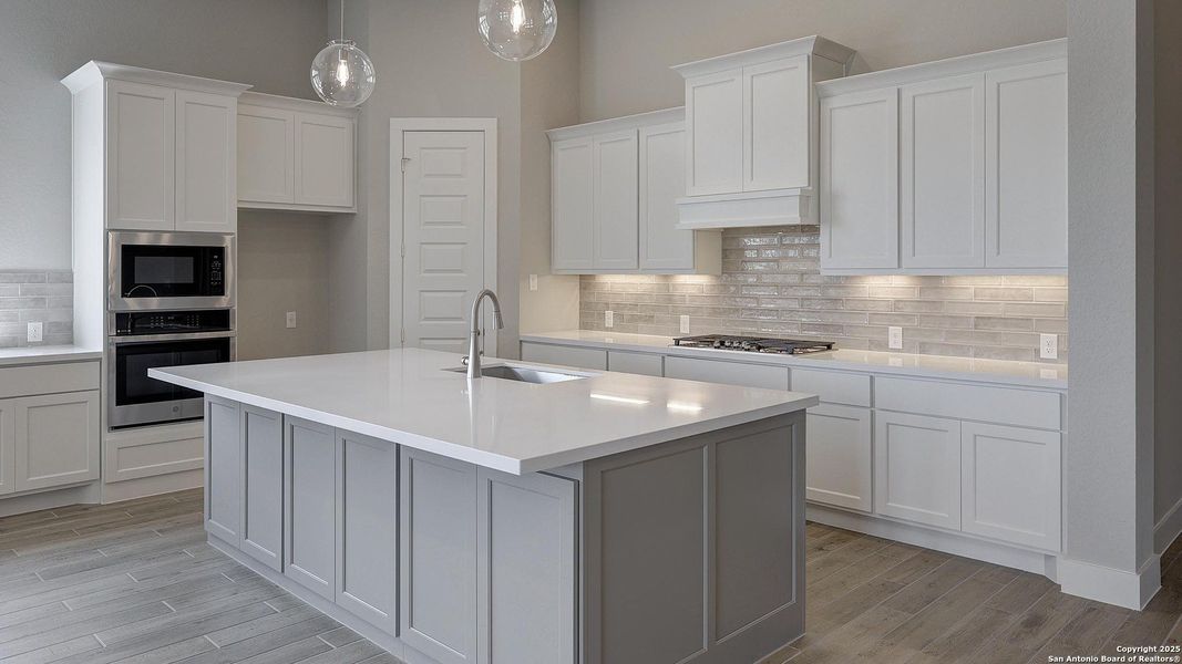 Furnished interior view inside a new home in Haby Hill 60', San Antonio (Image 16).