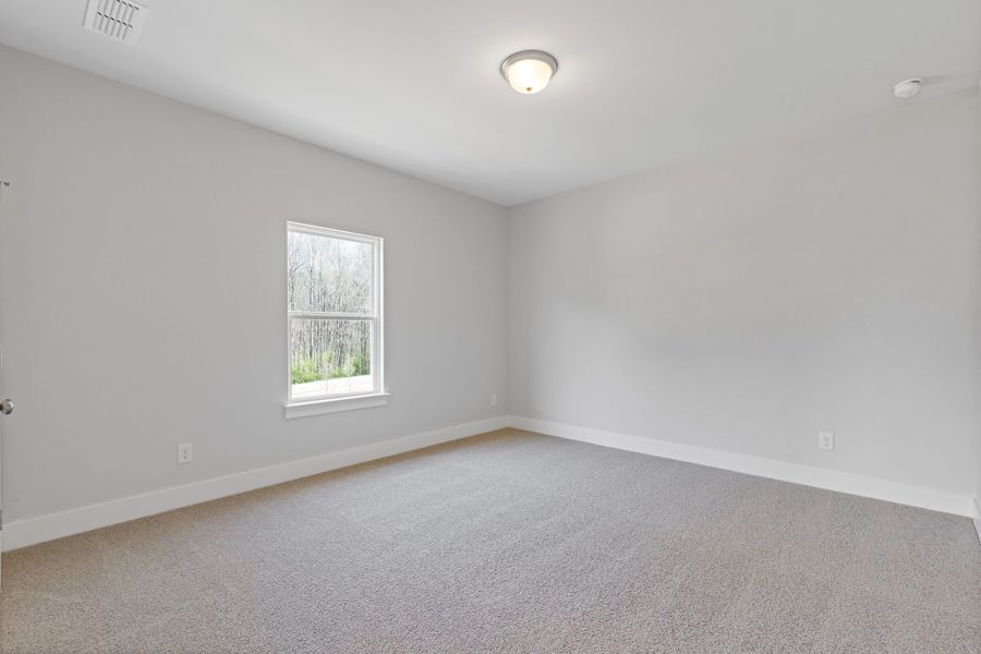Representative unfurnished interior of a home built from the Danbury by Crawford Creek Communities in Red Bird Manor, Jefferson (Image 51).