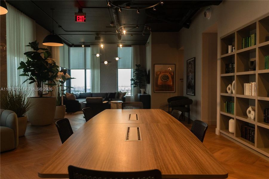 Community amenities in , Miami (Image 44).