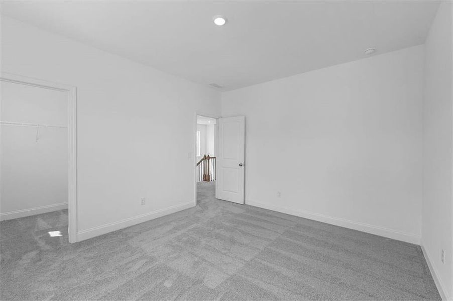 Spacious, unfurnished interior of a new home in Stratford Hills, Ball Ground (Image 19).