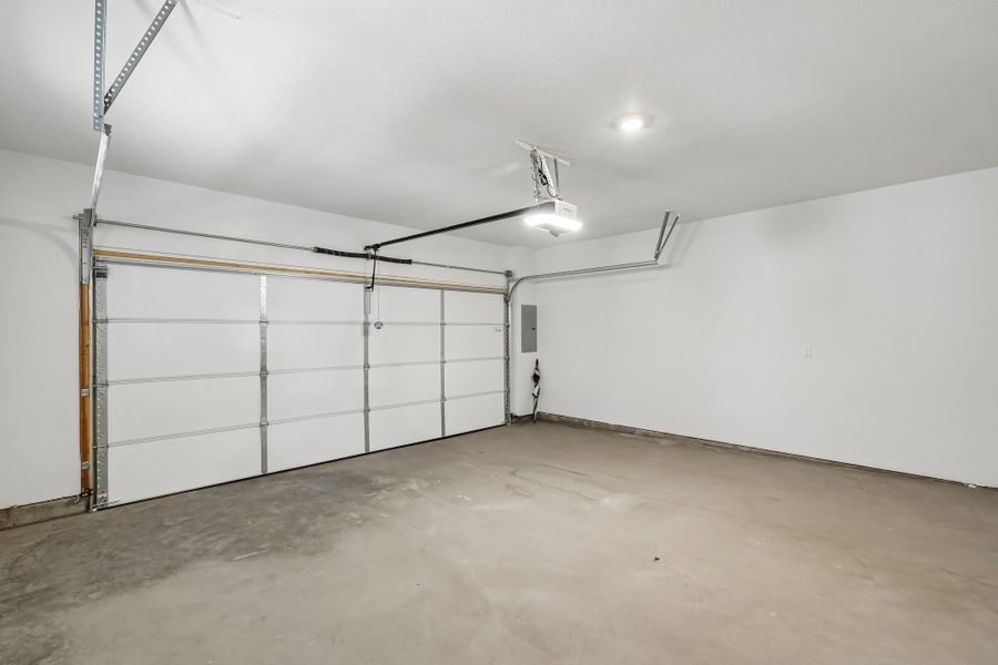 Spacious, unfurnished interior of a new home in The Commons at Victory Ridge, Colorado Springs (Image 22). Spacious, unfurnished interior of a new home in The Commons at Victory Ridge, Colorado Springs (Image 22).