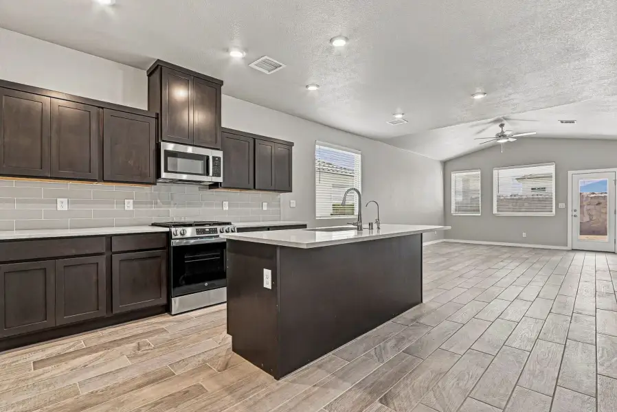 Representative furnished interior of a home built from the Sagebrush by View Homes in Paseo del Este, El Paso (Image 4). Representative furnished interior of a home built from the Sagebrush by View Homes in Paseo del Este, El Paso (Image 4).