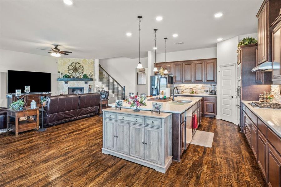 Furnished interior view inside a new home in , Blue Ridge (Image 8).