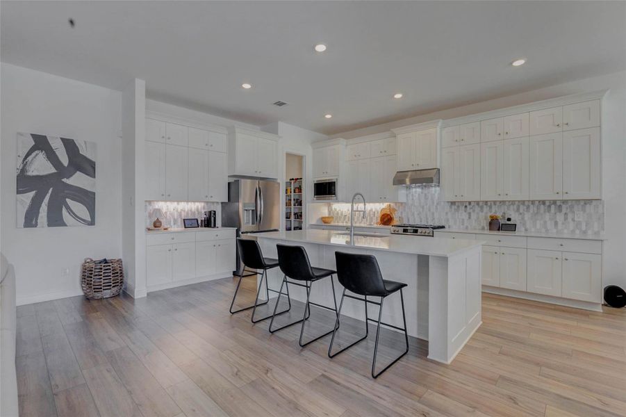 Furnished interior view inside a new home in Cross Creek West, Fulshear (Image 8).