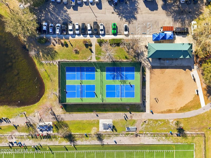 Community amenities in , Jacksonville (Image 26).