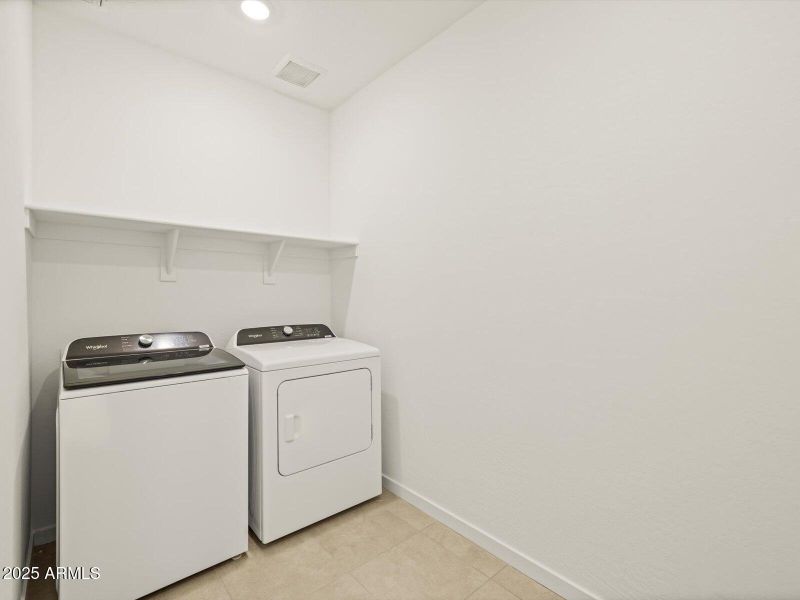 Included Washer & Dryer Included Washer & Dryer