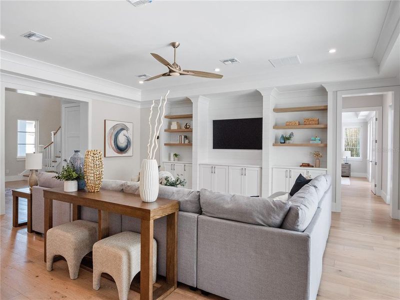 Furnished interior view inside a new home in , Oakland (Image 8).