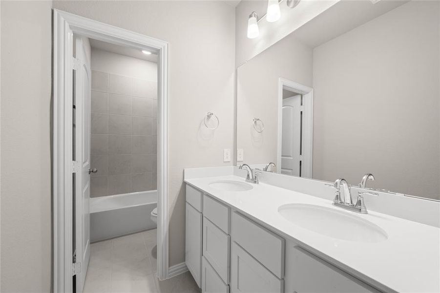 Furnished interior view inside a new home in Country Hollow Sales Phase 1, Aledo (Image 9).