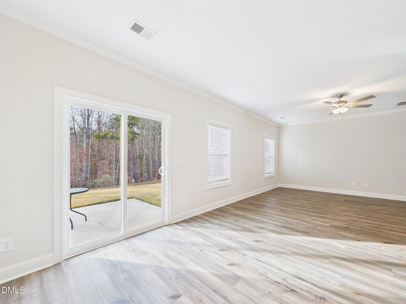 CAM01608G0-PR0122-STILL014