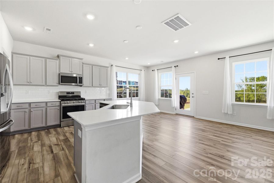 Furnished interior view inside a new home in Elizabeth, Fort Mill (Image 13).