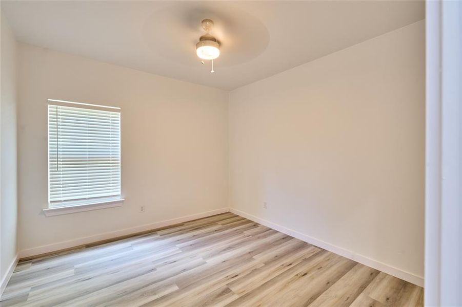 Spacious, unfurnished interior of a new home in , Fort Worth (Image 19).