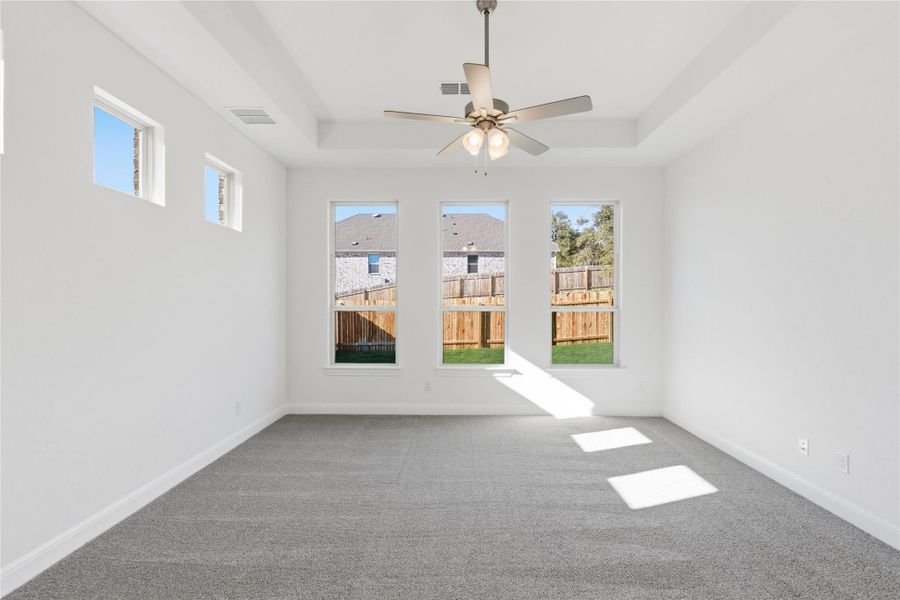 Spacious, unfurnished interior of a new home in Retreat at San Gabriel, Georgetown (Image 28).